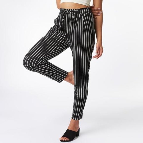 Women Pants & Jumpsuits  Pantsuits - Picture 1 of 2